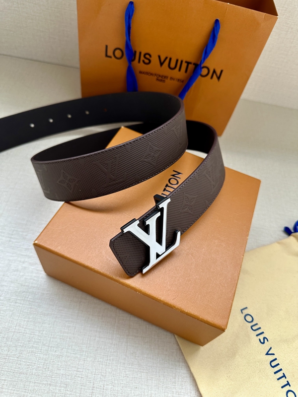 激安ルイヴィトンベルト着用イメージ